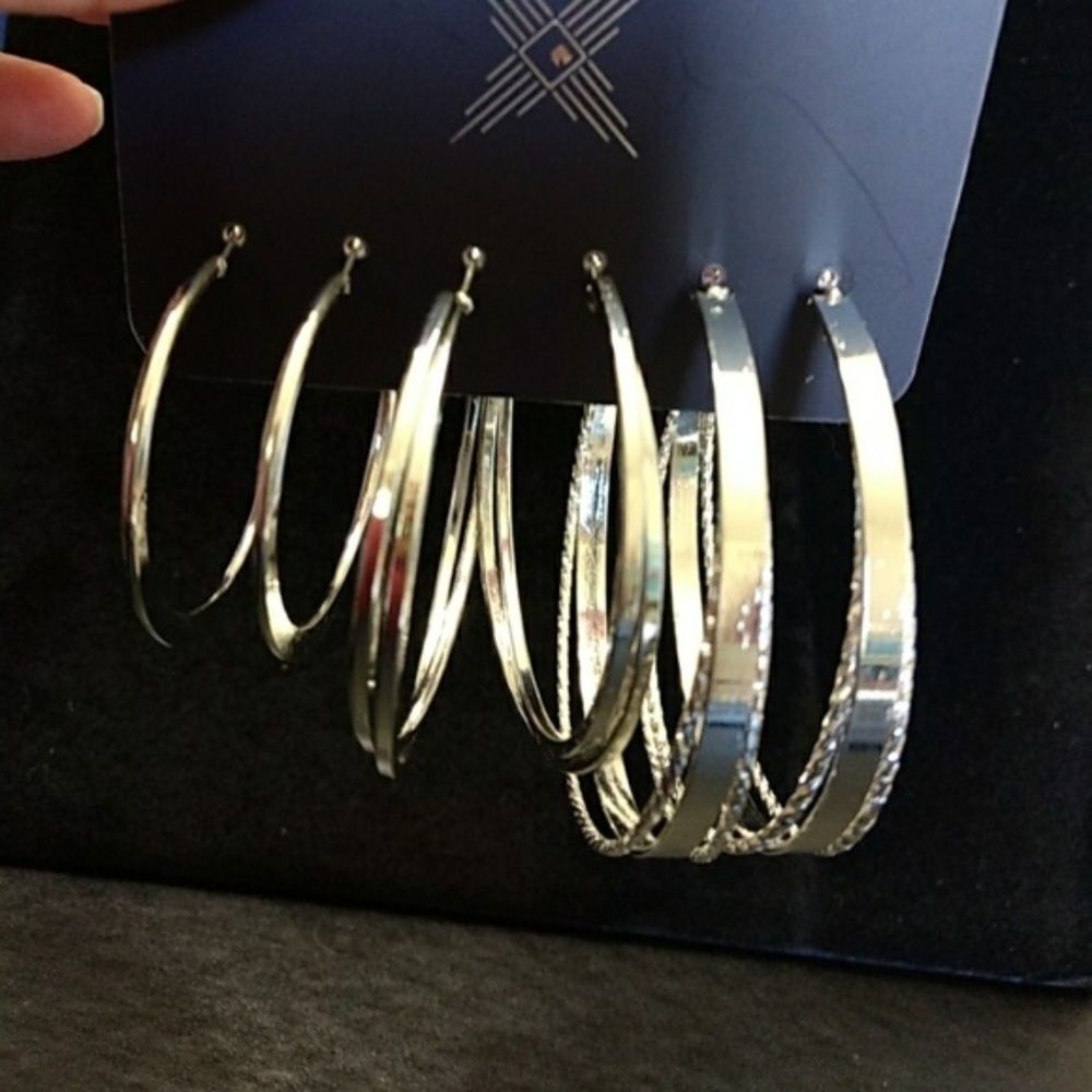 *Sale* Dystrict LA silver tone hoop earnings